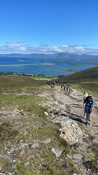 Modern Apartment At Croagh Patrick Westport Luaran gambar